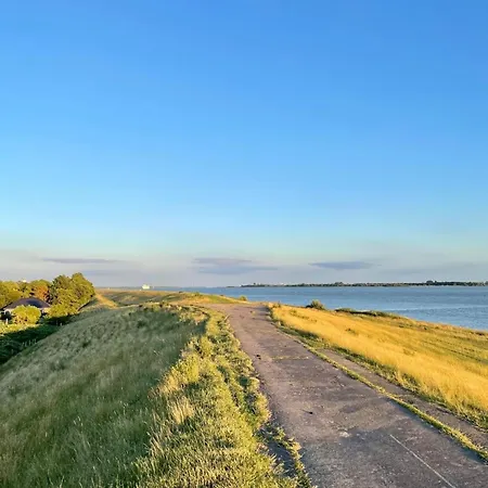 Elbnest Direkt Am Elbstrand By Fewo-plan Koll100, Ideale Naehe Zur Weltstadt Hamburg * Kollmar